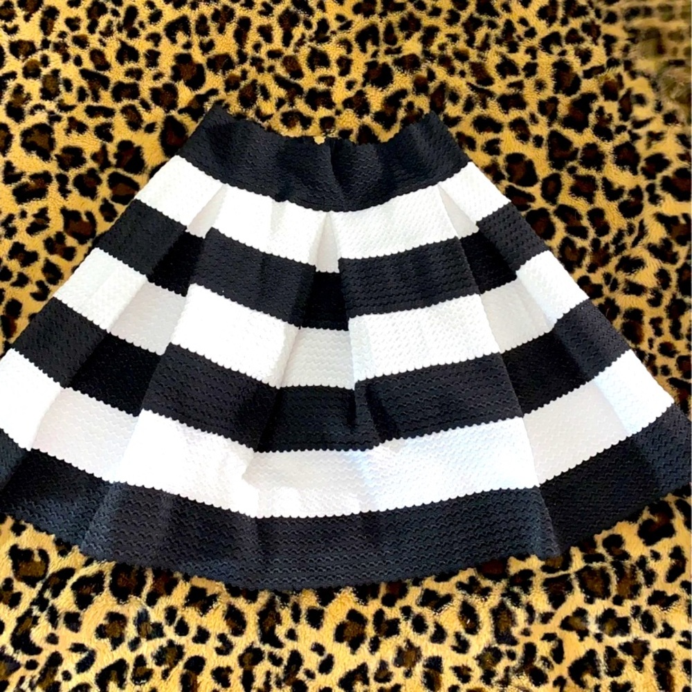 Womens skirt size medium